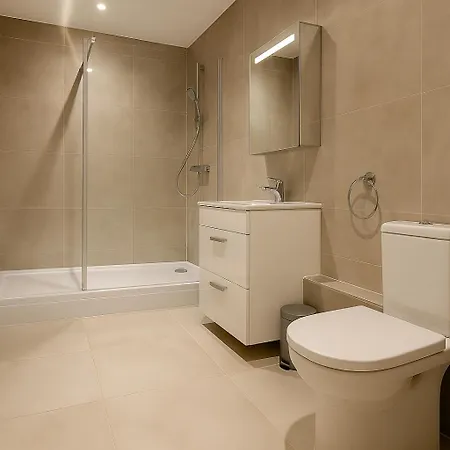 Charming And Bright Flat - Wi-fi Included! Lejlighed